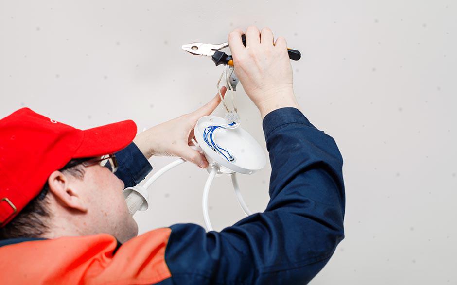 électricien en urgence Dammartin-en-Serve